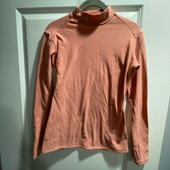 UnderArmour long sleeve undershirt - Picture 1 of 3